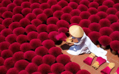  Huong Quang Phu Cau Village: A 100-Year-Old Traditional Craft Village Attracting Visitors